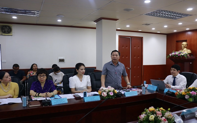 Diễn[-]đàn[-]môi[-]trường[-]“Giải[-]pháp[-]xử[-]lý[-]chất[-]thải[-]rắn[-]sinh[-]hoạt[-]thành[-]tài[-]nguyên”